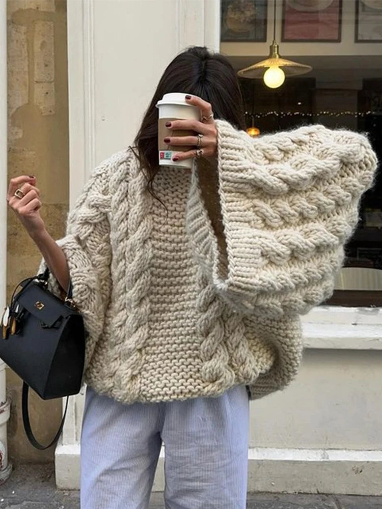 Tessa - Oversized Twist Sweater