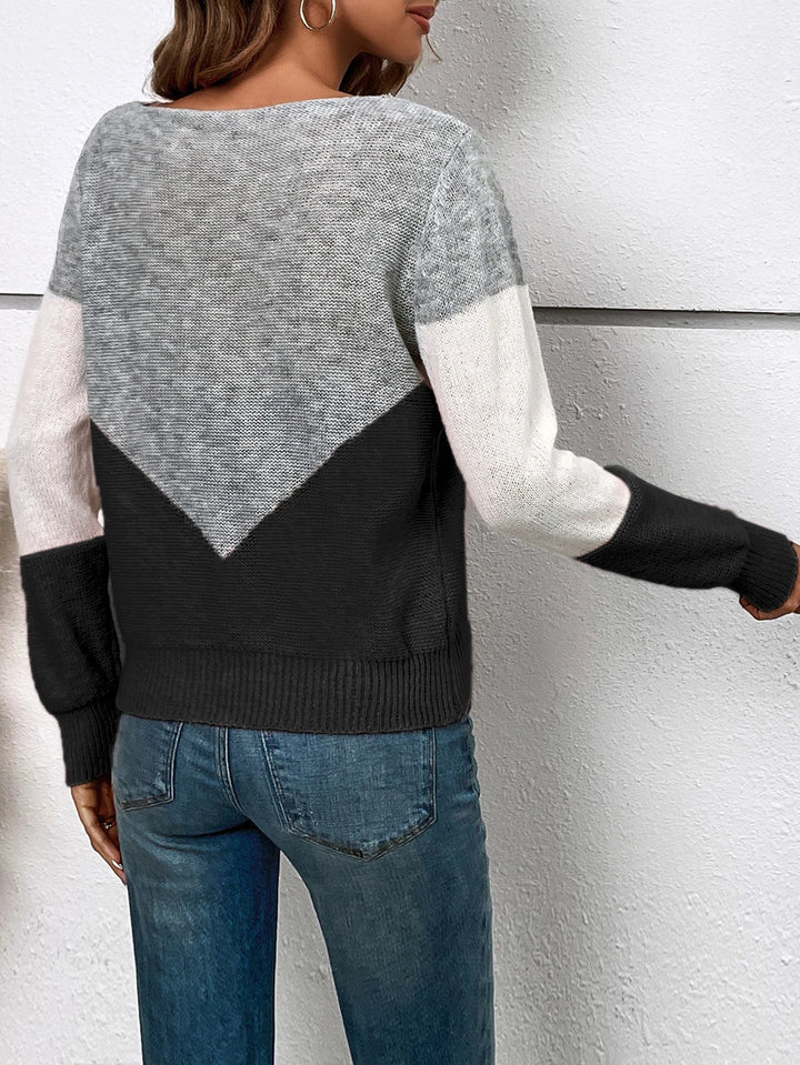 Mira - Color Block Cut-Out Sweater