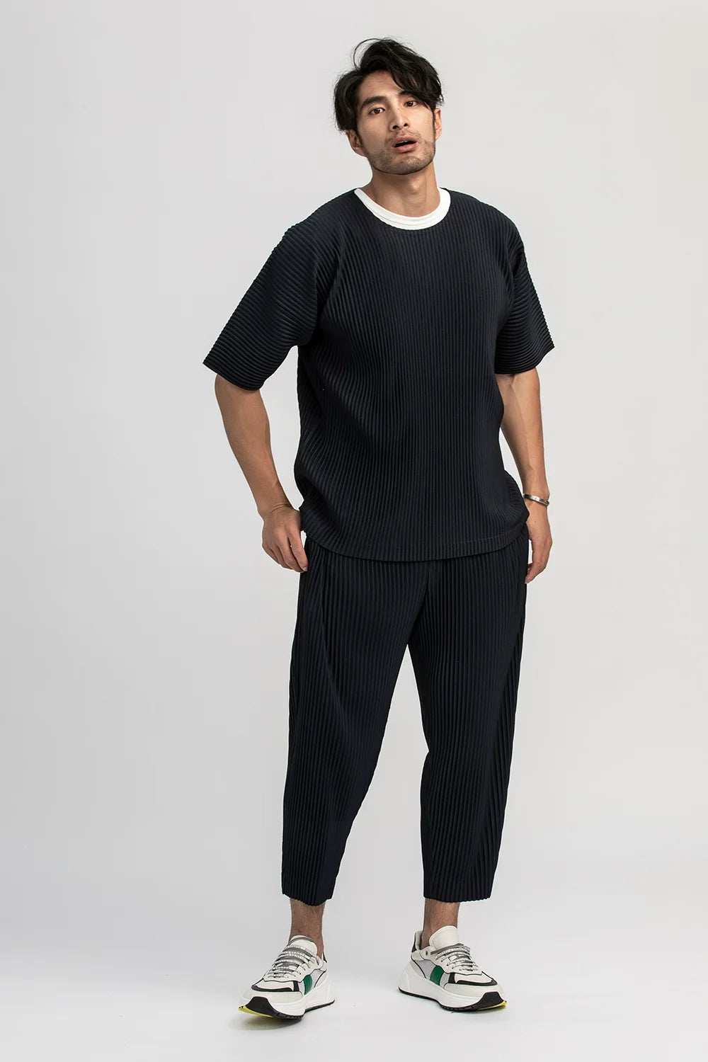 Hiro - Tapered Miyake Pleated Pants